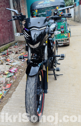 Sujuki Gixxer Monotone